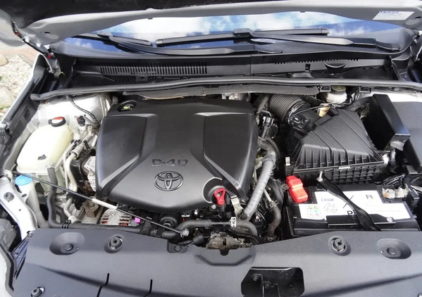 Toyota Avensis cena 42900 przebieg: 201000, rok produkcji 2015 z Sosnowiec małe 326